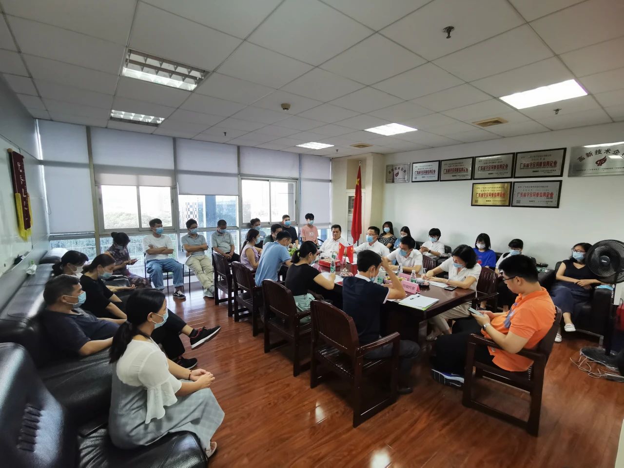 《工會(huì)資訊》周志堅(jiān)同志到昂立電氣公司宣講《習(xí)近平談治國(guó)理政》第三卷